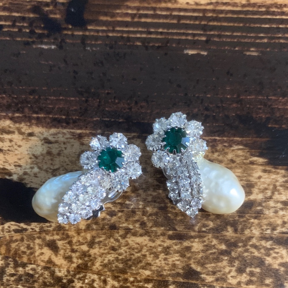 Vintage Silver and Green Floral Pearl  clip on Earrings
